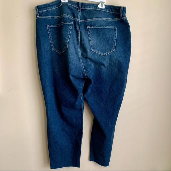 Torrid Super high rise 5 button raw hem cropped denim jeans size 22 Short EUC - Picture 4 of 5